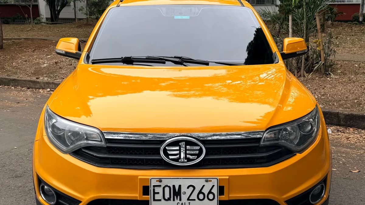 TAXI Faw R7 2020 2020 usado en venta — imagen principal